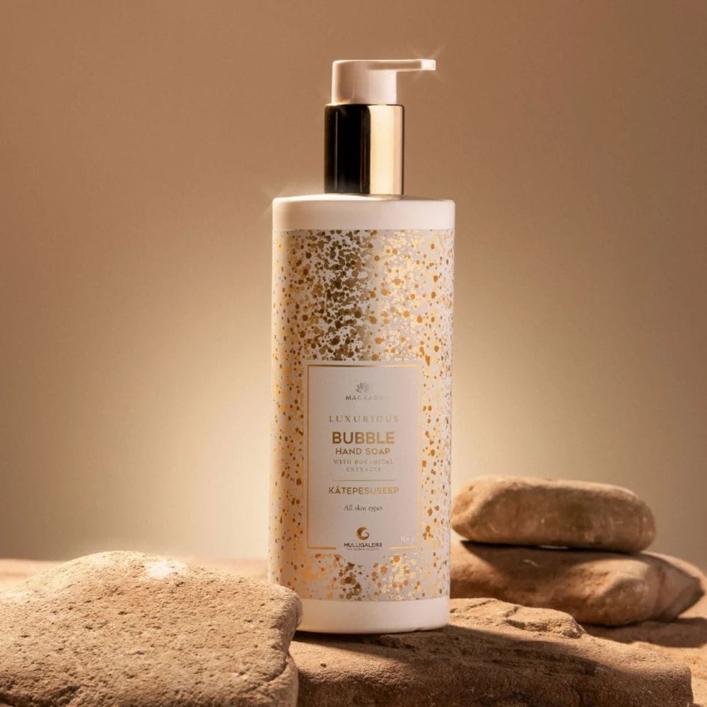 Luxurious Bubble Hand Wash Gel with botanical extracts for radiant skin