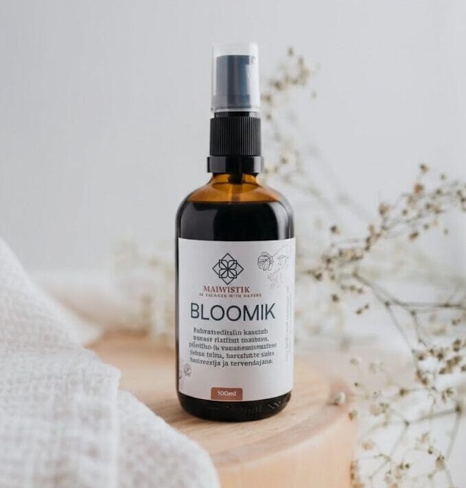 Bloomik 2in1 Body and Massage Oil with Hemp and Red Clover
