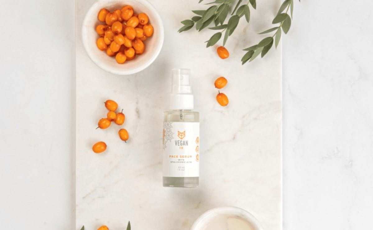 alt="Peptides to boost collagen in hyaluronic acid serum"